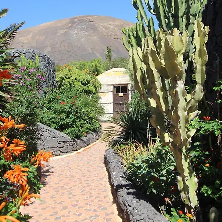 Jurte - Traumhafter Meerblick, Beheizter Pool, Sauna, Billiard, Tischtennis, Garten Apartamento